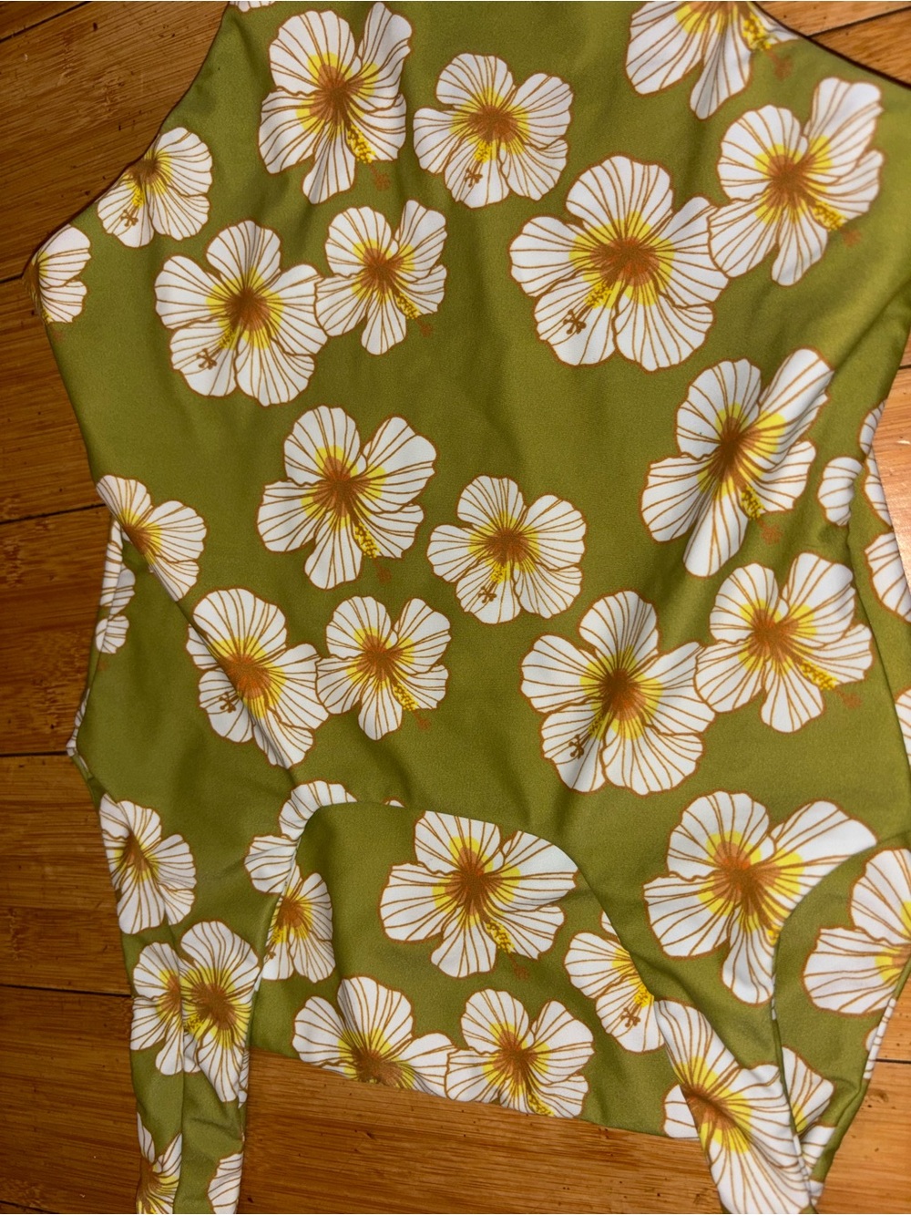Benoa swim citrine one piece bathing suit🌼💚 - Picture 3 of 10